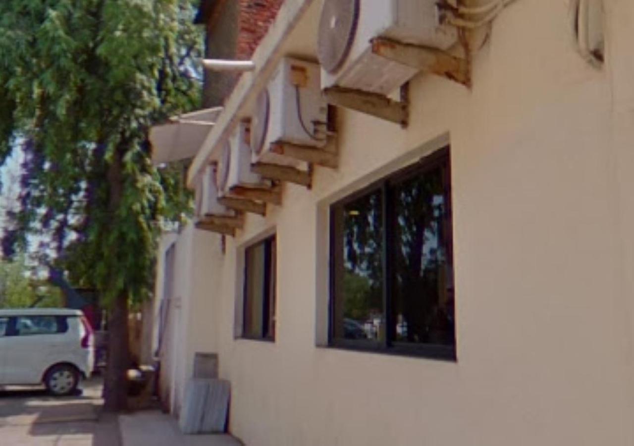 Hotel Mayur Restaurant Chandrapur Bagian luar foto