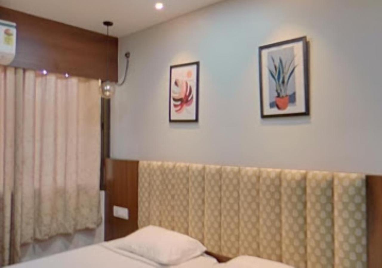 Hotel Mayur Restaurant Chandrapur Bagian luar foto
