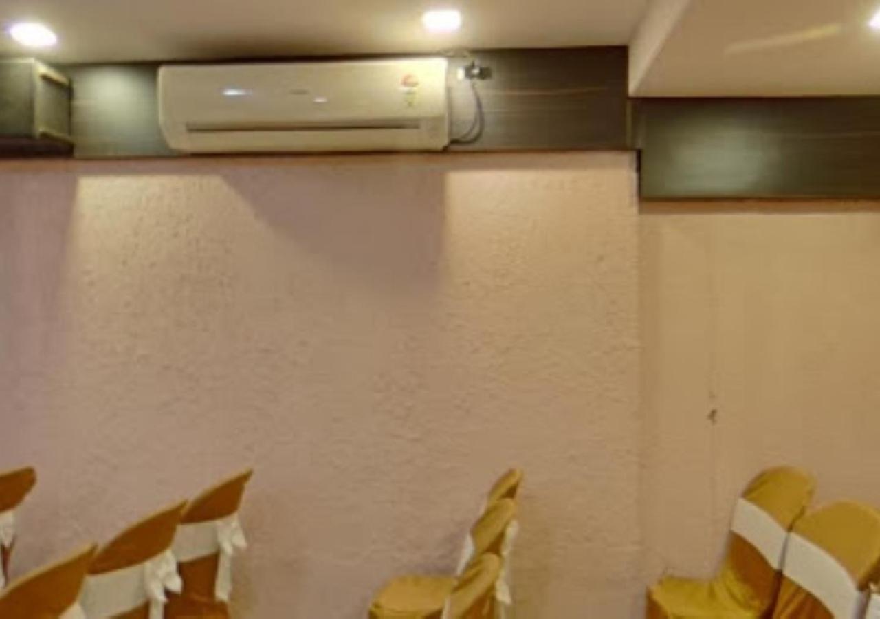 Hotel Mayur Restaurant Chandrapur Bagian luar foto