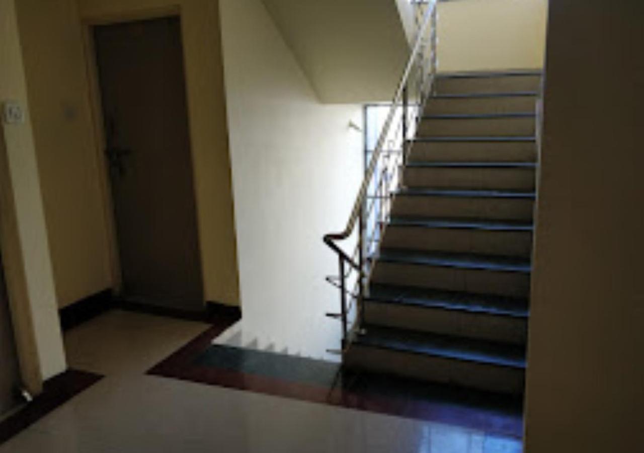 Hotel Mayur Restaurant Chandrapur Bagian luar foto